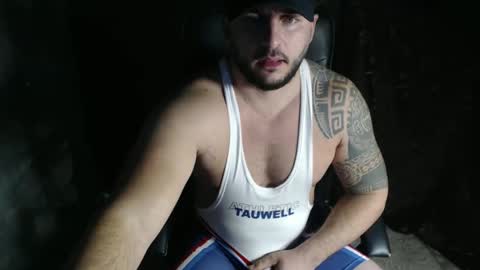 Snapshot of cute_johny01 chatting on 02/21/25, 05:09 Cute Johny01 online show from 02/21/25, 05:09
