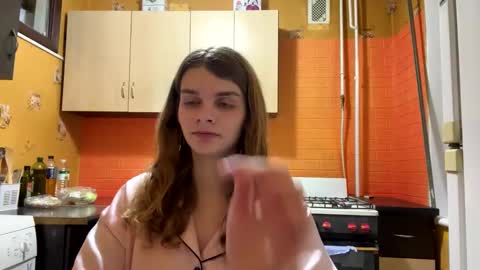 cute_kitte online show from 02/24/25, 09:20