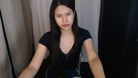 Snapshot of cute_lilithxx chatting on 03/25/26, 08:42 Lilith online show from 03/25/26, 08:42