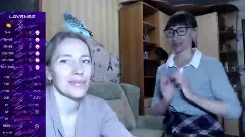 Snapshot of cute_lion_ chatting on 12/22/24, 01:22 cute_lion_ online show from 12/22/24, 01:22