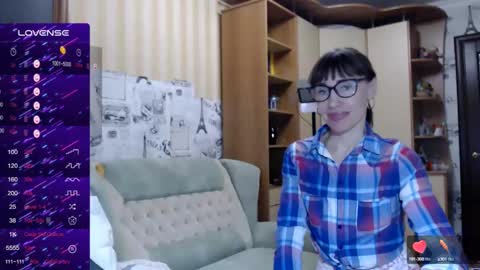 Snapshot of cute_lion_ chatting on 01/11/25, 12:18 cute_lion_ online show from 01/11/25, 12:18