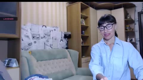 Snapshot of cute_lion_ chatting on 09/15/25, 12:05 cute_lion_ online show from 09/15/25, 12:05