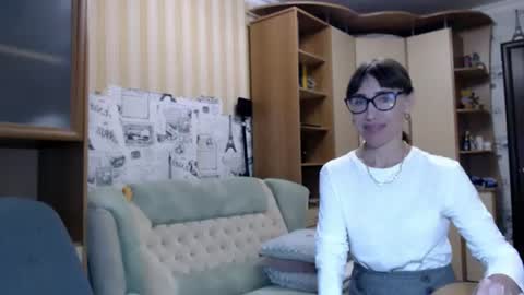 cute_lion_ online show from 06/15/26, 01:13