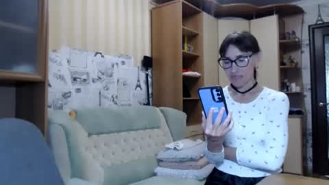cute_lion_ online show from 06/23/26, 12:03