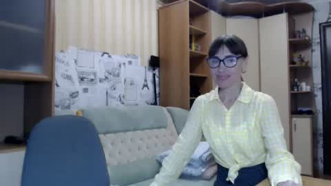 cute_lion_ online show from 06/28/26, 11:38