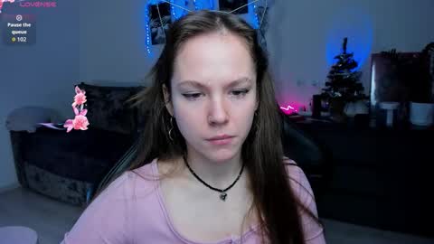 Snapshot of cute_little_ass chatting on 12/21/25, 03:57 Emily online show from 12/21/25, 03:57