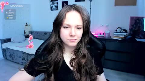 Snapshot of cute_little_ass chatting on 02/28/26, 07:20 Emily online show from 02/28/26, 07:20