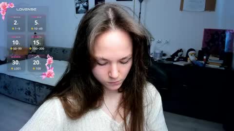Snapshot of cute_little_ass chatting on 03/31/26, 09:53 Emily online show from 03/31/26, 09:53