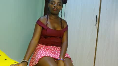 cute_lorna online show from 04/24/26, 12:51