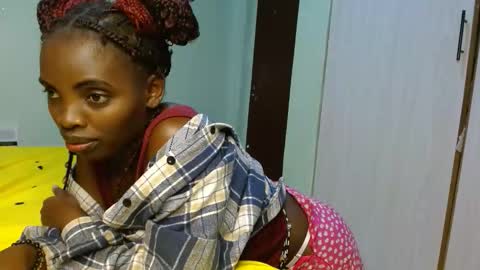 cute_lorna online show from 04/25/26, 12:57