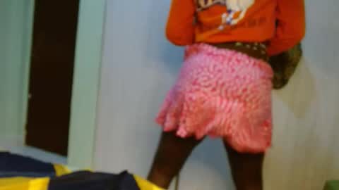 cute_lorna online show from 04/29/26, 03:05