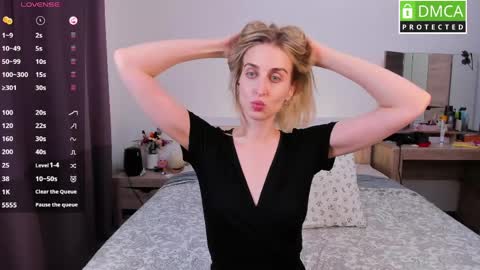 Milana online show from 04/25/26, 12:41