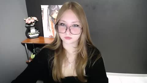 Veronica online show from 11/07/25, 08:03