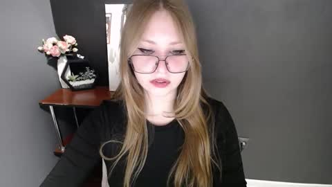 Veronica online show from 03/09/26, 07:23