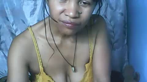 Snapshot of cute_moll chatting on 12/18/24, 05:31 murielle online show from 12/18/24, 05:31