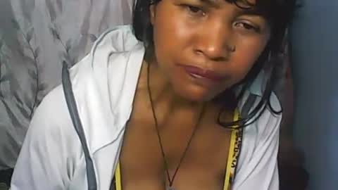 Snapshot of cute_moll chatting on 10/01/25, 08:20 murielle online show from 10/01/25, 08:20