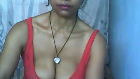 Snapshot of cute_moll chatting on 10/22/25, 11:10 murielle online show from 10/22/25, 11:10