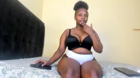 cute n nasty online show from 12/05/24, 06:43