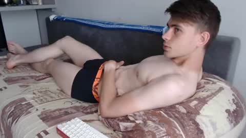 Snapshot of cute_oliver chatting on 08/02/26, 10:03 Oliver online show from 08/02/26, 10:03
