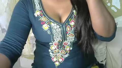 alia online show from 03/26/26, 09:59