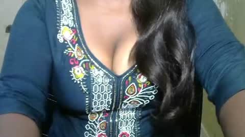 alia online show from 04/29/26, 01:43