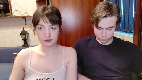 Snapshot of cute_pussy1 chatting on 10/12/25, 11:20 Coraline and Tom online show from 10/12/25, 11:20