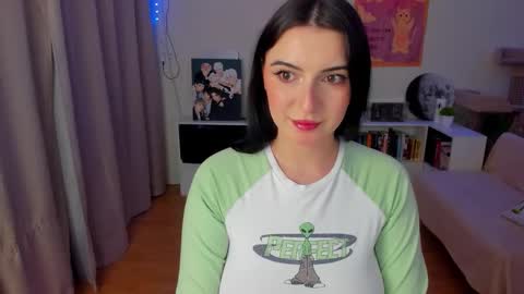 Snapshot of cute_redface_ chatting on 10/22/25, 03:56 Bb online show from 10/22/25, 03:56