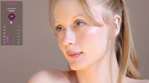 Snapshot of cute_shine chatting on 02/17/25, 11:13 Hey im Kristina Thank you for your support online show from 02/17/25, 11:13