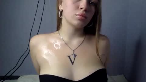 cute_shy06 online show from 11/26/25, 06:20