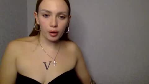 cute_shy06 online show from 12/01/25, 04:56