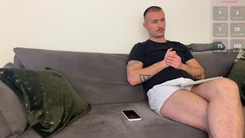 cute_skywalker online show from 01/10/25, 02:13