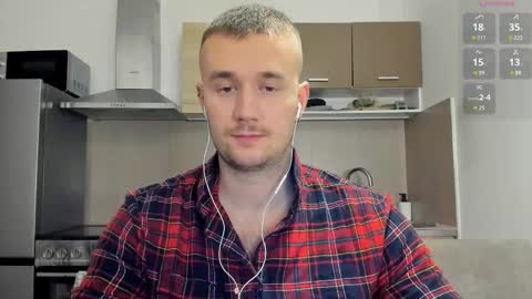 cute_skywalker online show from 02/15/25, 06:12