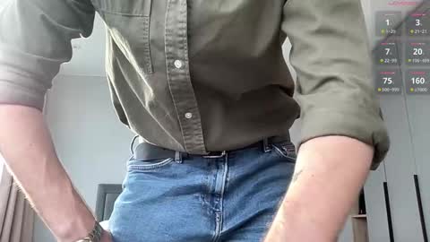 cute_skywalker online show from 10/31/25, 11:00