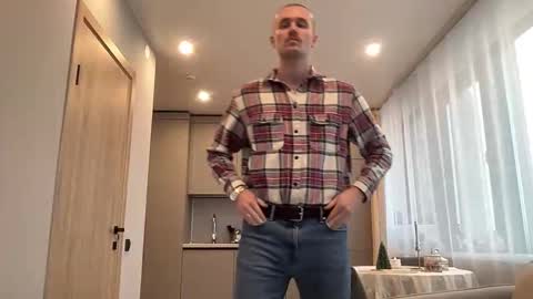 cute_skywalker online show from 12/21/25, 09:49