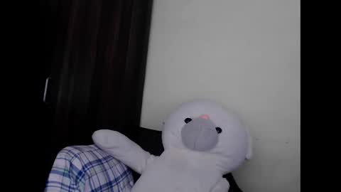 Mimi online show from 05/01/26, 07:57