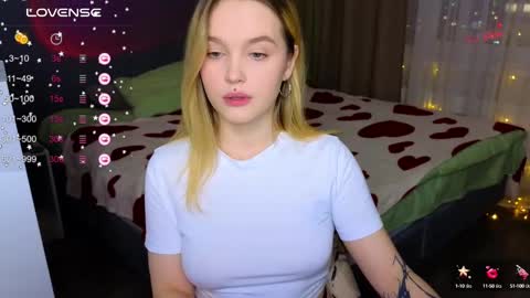 Sue online show from 02/21/25, 04:16