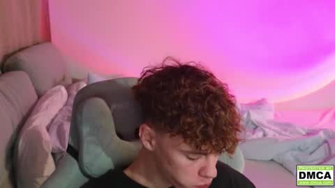 Thomas -  online show from 09/25/25, 06:44