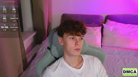 Snapshot of cute_thomas chatting on 02/10/26, 04:33 Thomas - online show from 02/10/26, 04:33