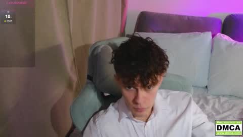 Snapshot of cute_thomas chatting on 02/12/26, 05:30 Thomas - online show from 02/12/26, 05:30