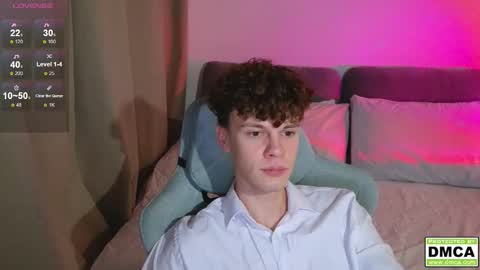 Snapshot of cute_thomas chatting on 02/17/26, 03:19 Thomas - online show from 02/17/26, 03:19