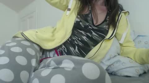 Anne-Marie  online show from 11/03/25, 07:53