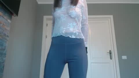 Anne-Marie  online show from 03/11/26, 08:42