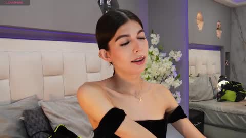 CuteArii online show from 10/03/25, 08:06