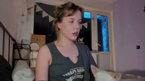 Snapshot of cuteasfuck_ chatting on 02/08/26, 01:36 Amy online show from 02/08/26, 01:36