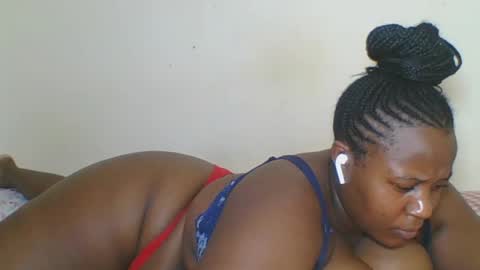 Snapshot of cuteaurel chatting on 06/26/26, 10:14 AURELIA online show from 06/26/26, 10:14