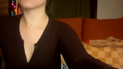 Snapshot of cuteballoons chatting on 01/05/25, 09:57 CuteBalloons online show from 01/05/25, 09:57