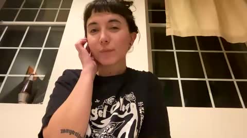 Snapshot of cuteballoons chatting on 01/24/25, 02:49 CuteBalloons online show from 01/24/25, 02:49