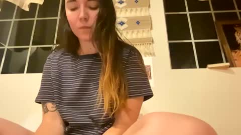 Snapshot of cuteballoons chatting on 02/19/25, 12:35 CuteBalloons online show from 02/19/25, 12:35