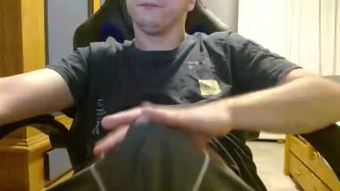 Cuteboy090 online show from 05/28/26, 08:39