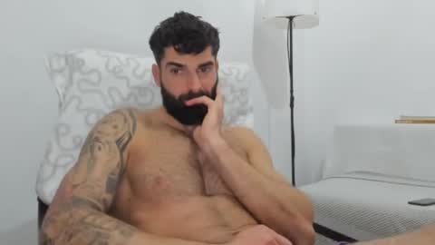 cuteeboy online show from 02/09/25, 11:15